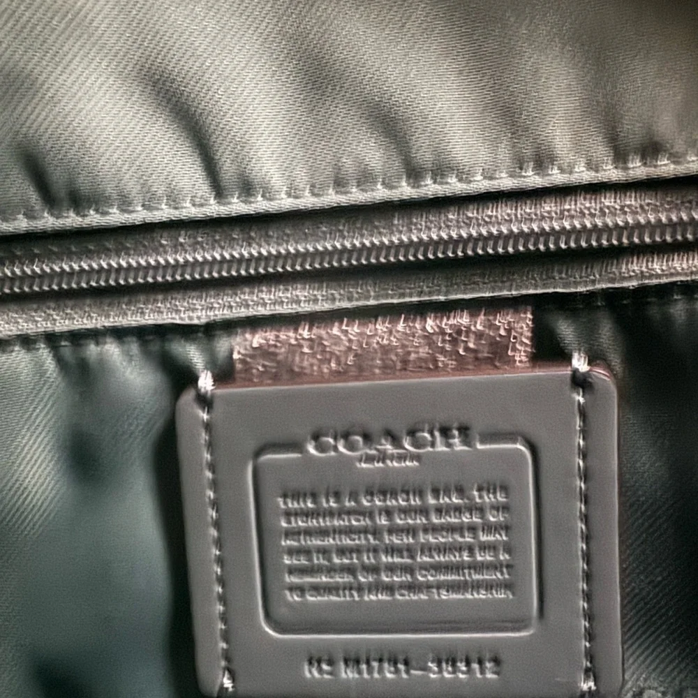 Brand New Coach Pebbled Leather Taylor Tote - SV/Marine - Picture 5 of 9